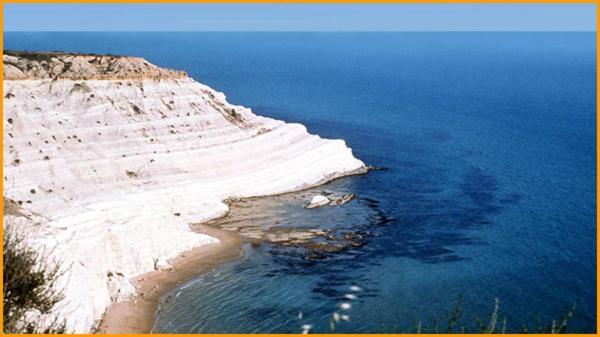 Domus Antiqua Bed & Breakfast Agrigento Exterior photo